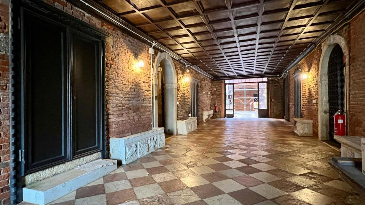City Apartments Salute-Accademia Venedig Exterior foto