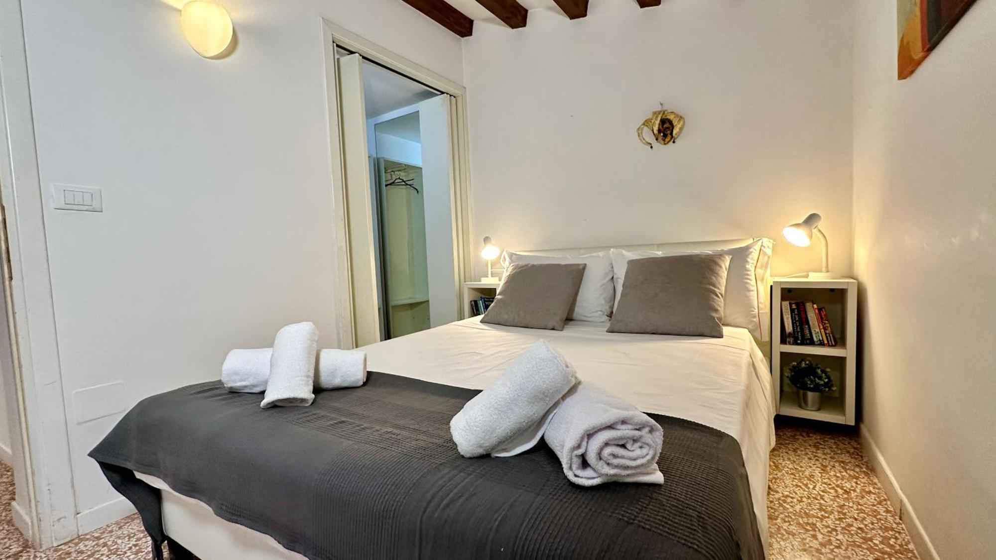 City Apartments Salute-Accademia Venedig Exterior foto
