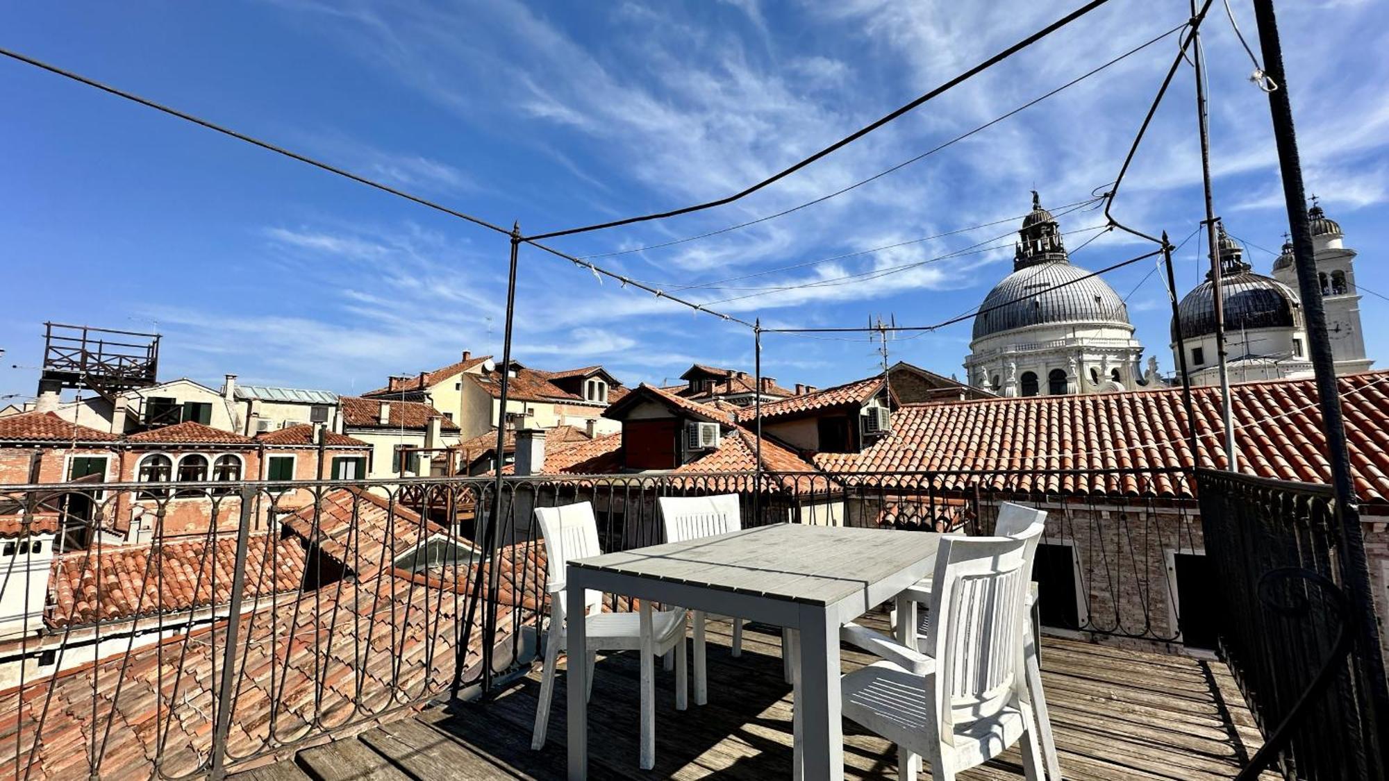 City Apartments Salute-Accademia Venedig Exterior foto
